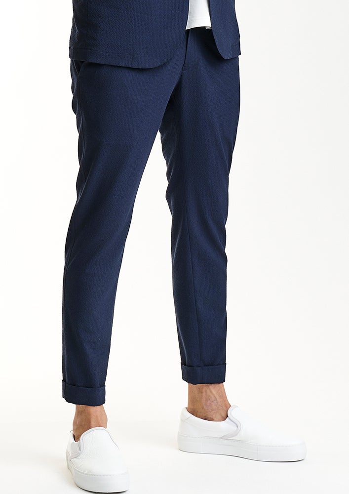 AKM】STRIPE SUCKER STRETCH SWING EASY PANTS - TURN-UP HEM -NAVY